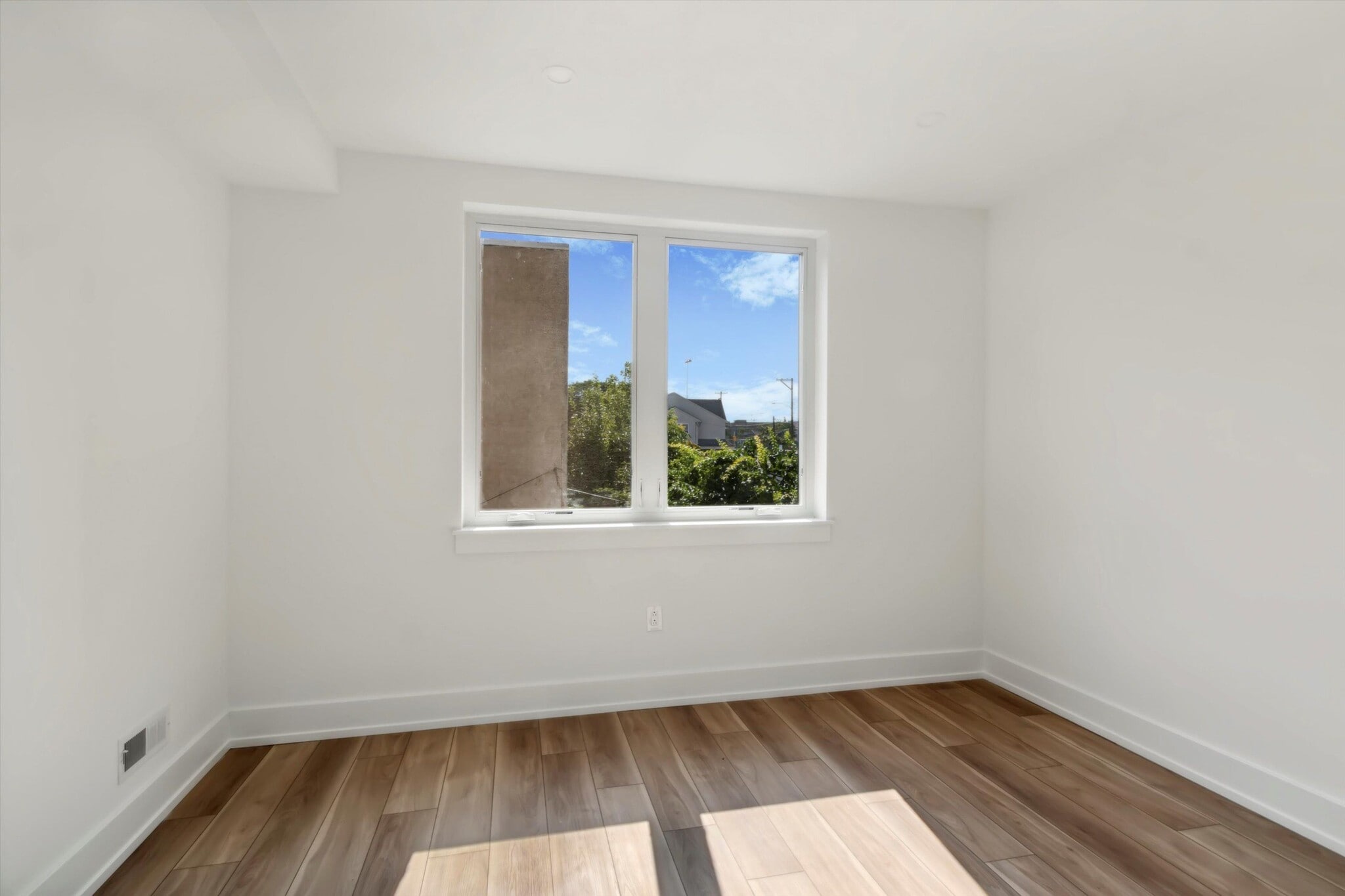 Building Photo - 2009 N 17th St