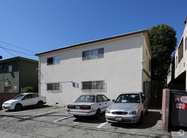 Building Photo - ing410