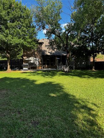 Building Photo - 3800 Vicksberry Trail
