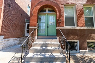 Building Photo - 3443 Keokuk St