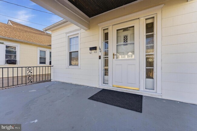 Building Photo - 140 Maddock Ave