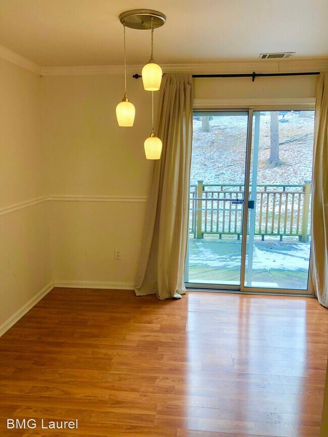 2 br, 2.5 bath House 4830 Dorsey Hall Dr... 4830 Dorsey Hall Dr