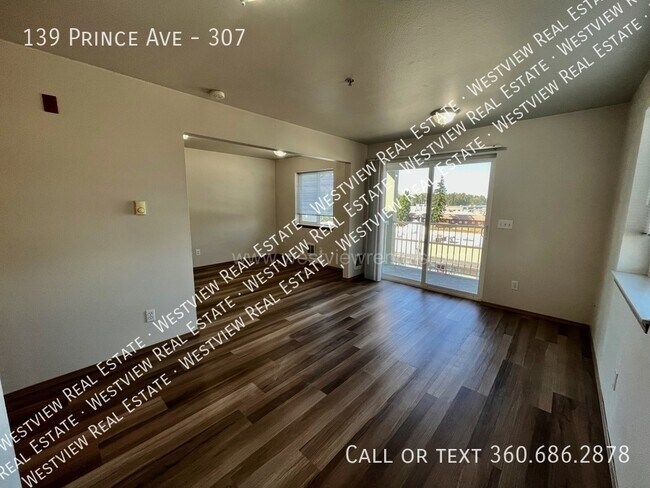Building Photo - 139 Prince Ave