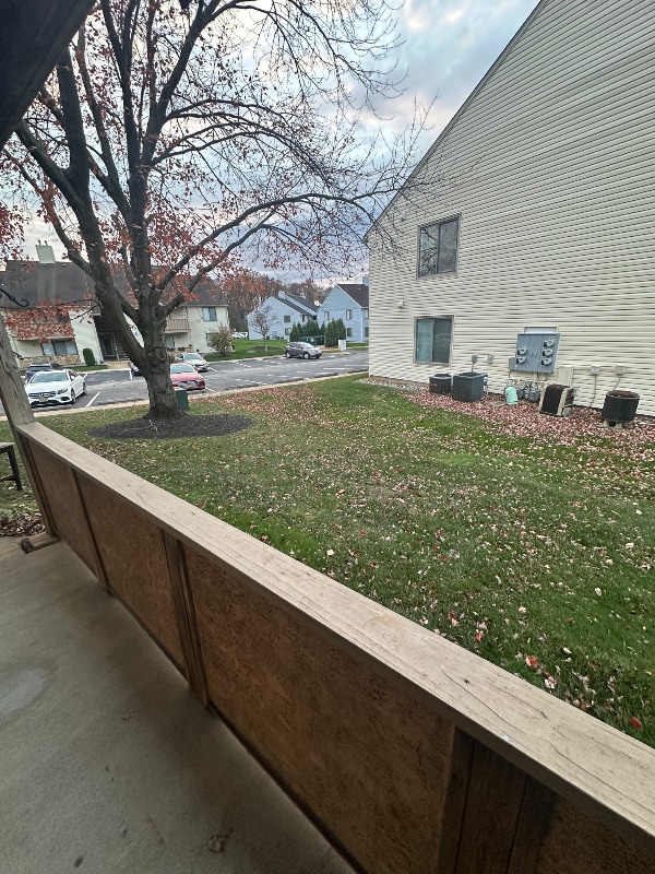 Building Photo - 807 Hickory Cir