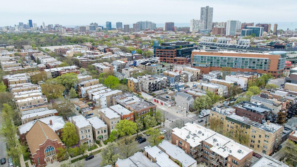 Building Photo - 1210 W Addison St