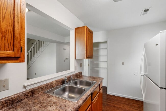 Building Photo - 3501-3503 Delmar Ct.