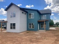 Building Photo - 17 Grove-