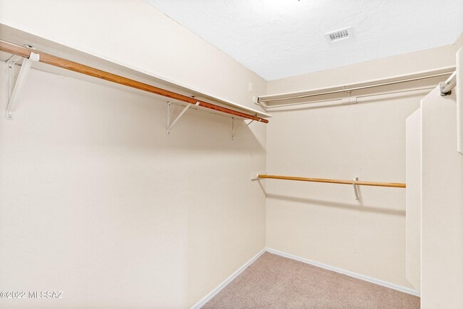 Building Photo - 4906 N Sabino Gulch Ct