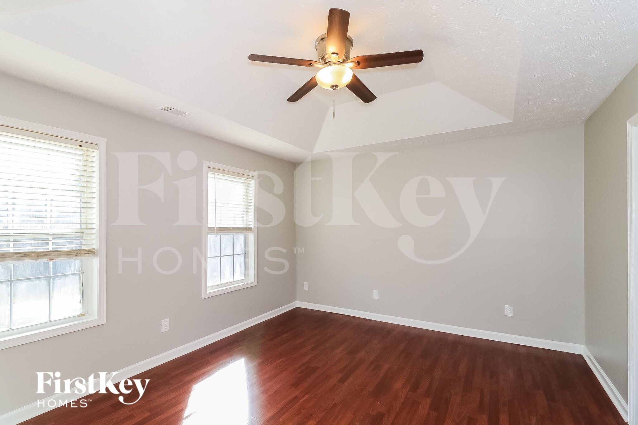Building Photo - 3583 Saddlebrook Dr