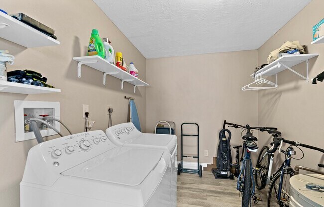 Building Photo - 250 S Sykes Creek Pky