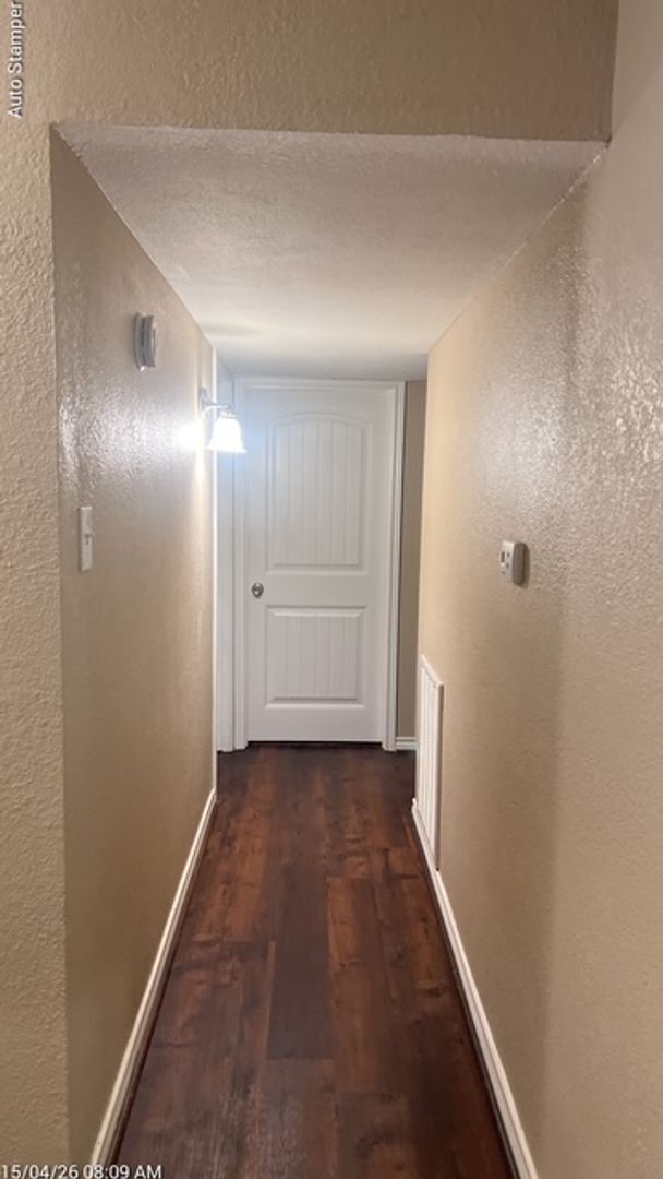 Building Photo - 800 Fort Worth St