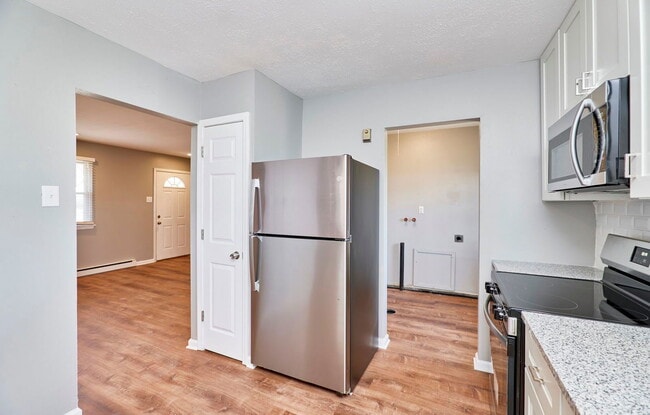 Building Photo - 3335 Boca Raton Dr