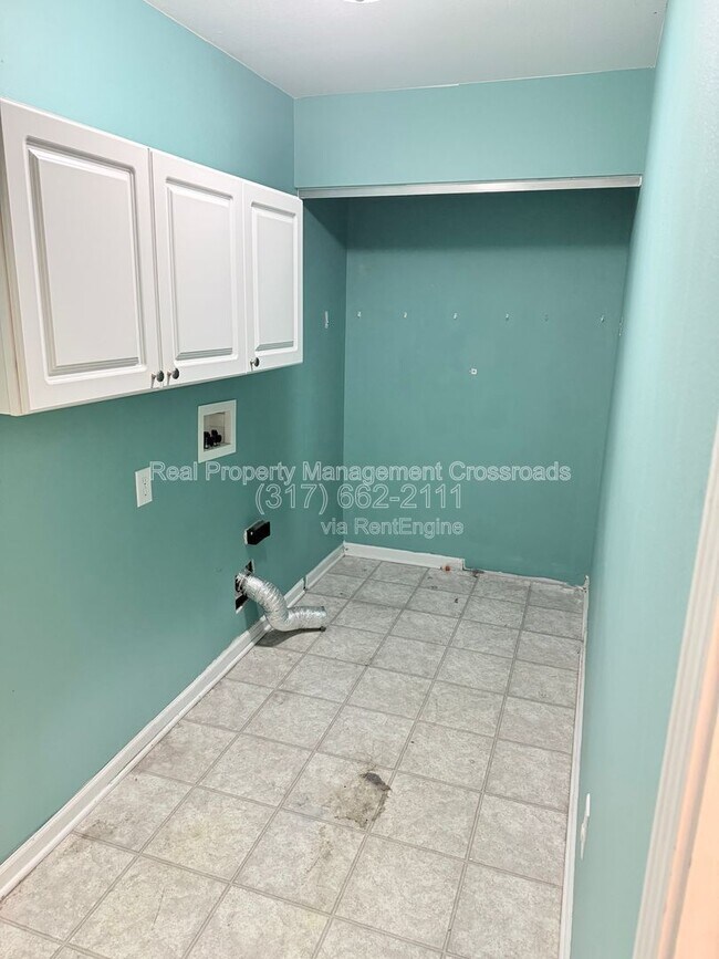 Building Photo - 1455 Bearsden Dr
