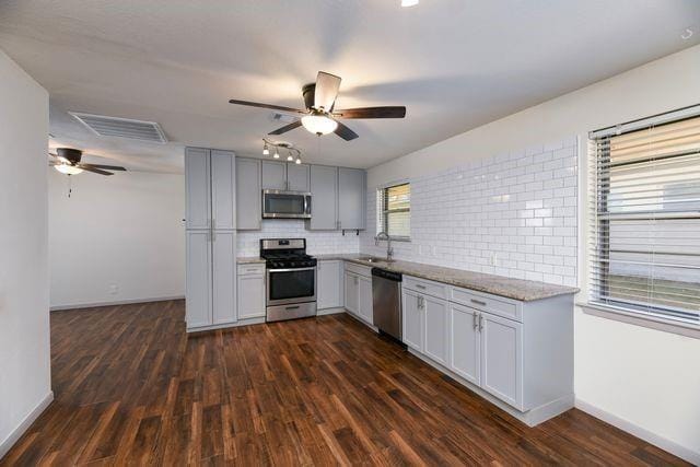 Building Photo - 623 Kirby Ln