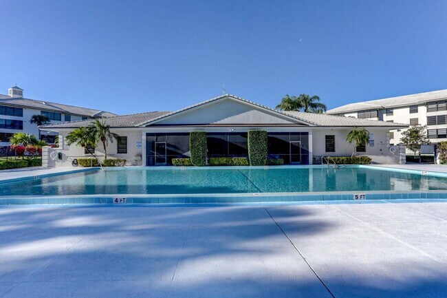 Building Photo - 3520 Whitehall Dr