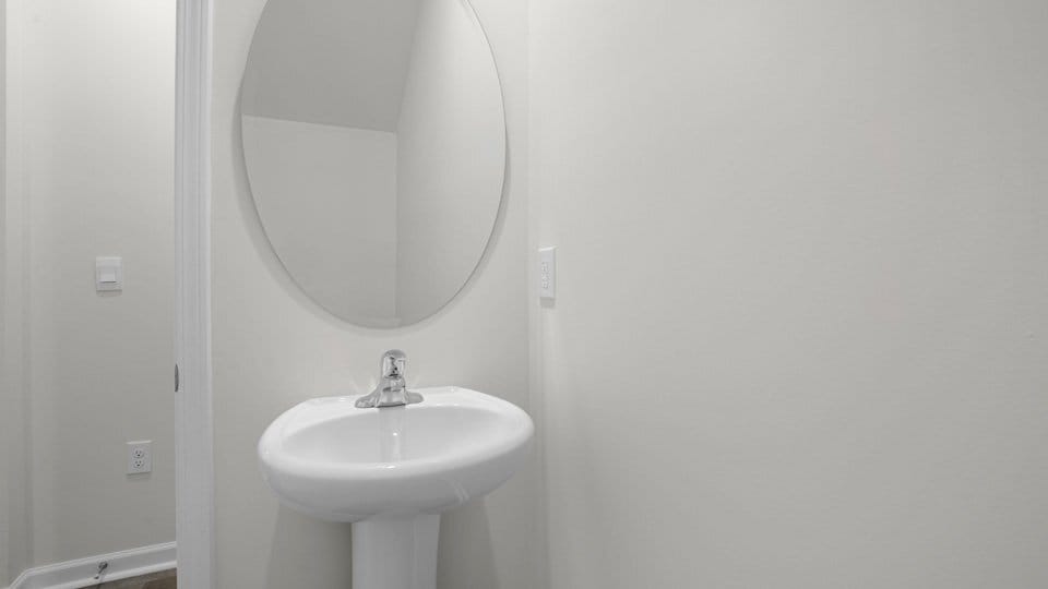 Building Photo - 159 Starlight St