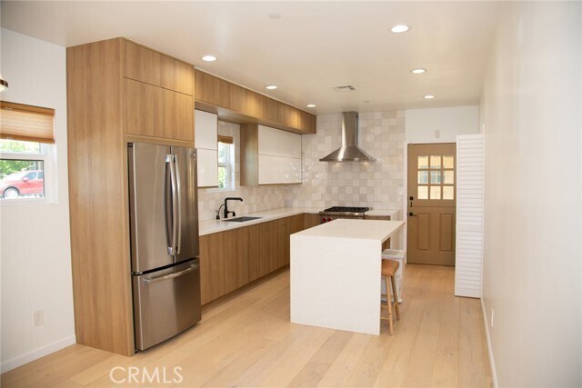 Building Photo - 448 Linwood Ave