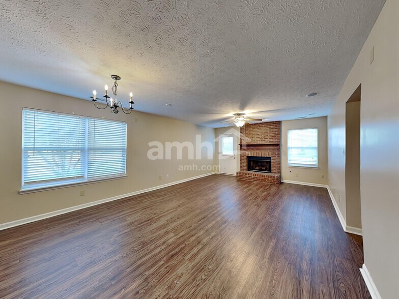 Building Photo - 10393 Buell Ct