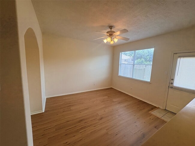 Building Photo - 14403 Fairbuff Ln