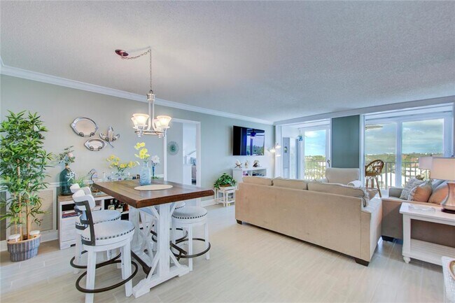 Building Photo - 10216 Regal Dr