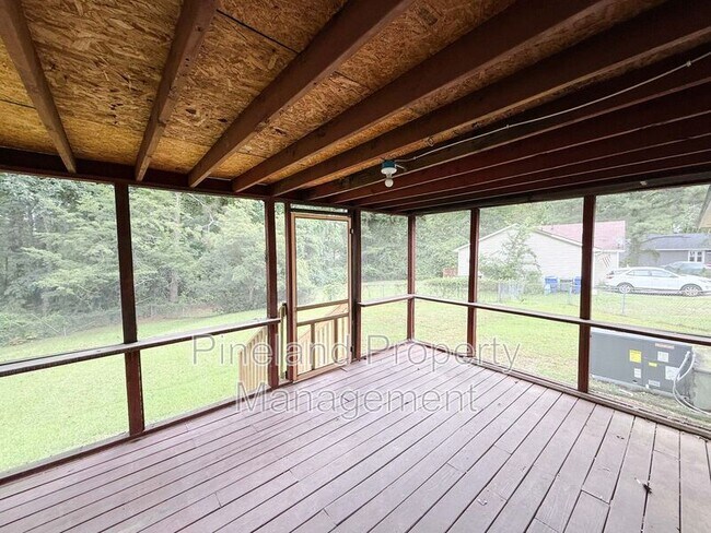 Building Photo - 518 Suffolk Ct