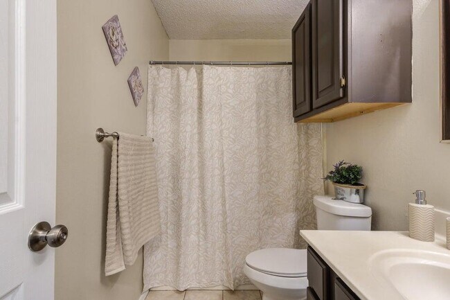 Building Photo - 3401 101st St