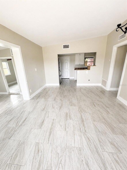 Building Photo - 468 Clemson Dr