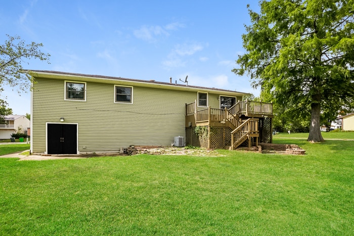 Building Photo - 371 Shenandoah Blvd