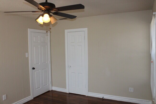 Building Photo - PRE -LEASING FOR AUGUST ! Spacious 4 Bedroom/2 Bath House