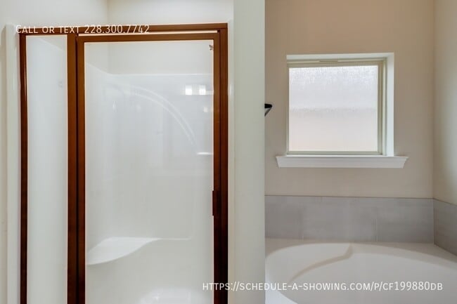 Building Photo - 856 Leeward Dr