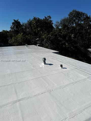 Building Photo - 7902 SW 67th Ave