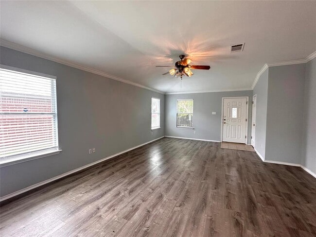 Building Photo - 202 Lucky Clover Ln