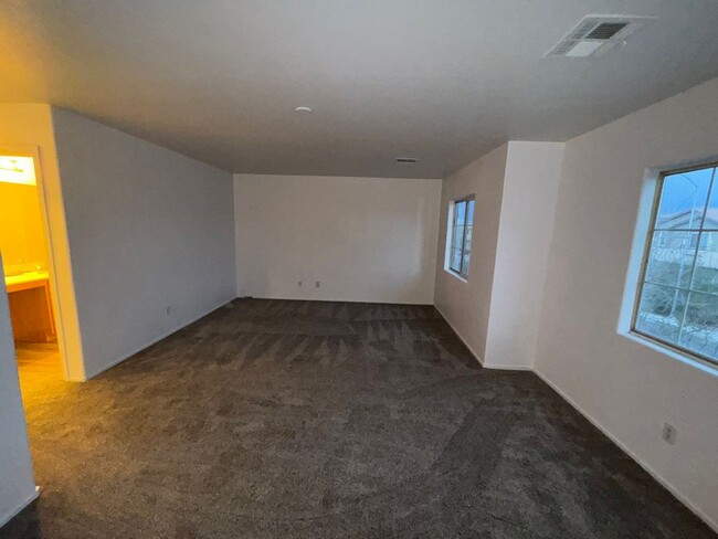 Building Photo - Fresh Paint/New Flooring all inside! Four ...