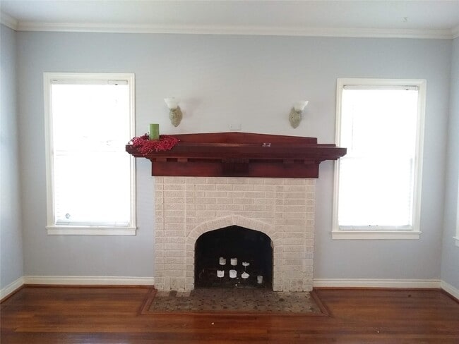 Building Photo - 1722 Haver St