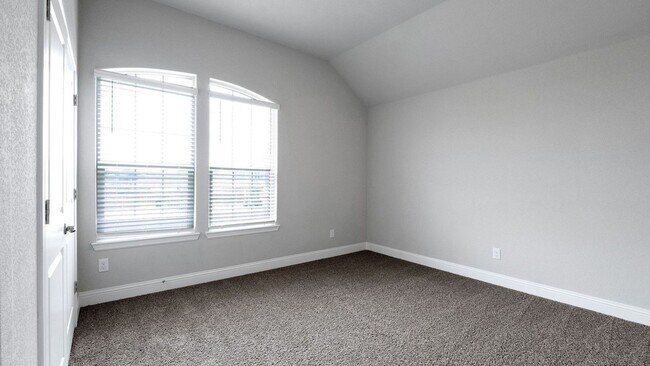 Building Photo - 10204 Walnut Rdg Dr