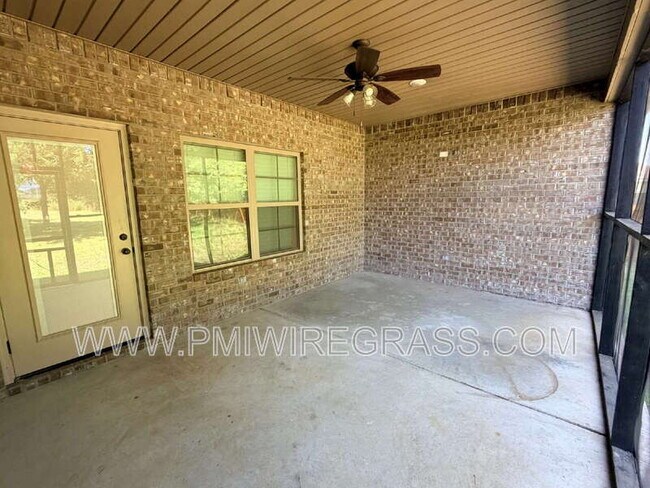 Building Photo - 185 County Rd 758