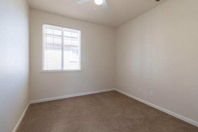 Building Photo - GREAT PRICE!!!- Mountain House-A Commuter'...