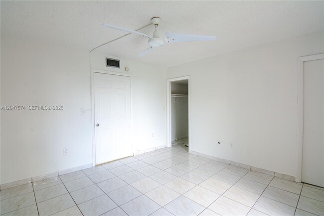 Building Photo - 8600 SW 133rd Avenue Rd