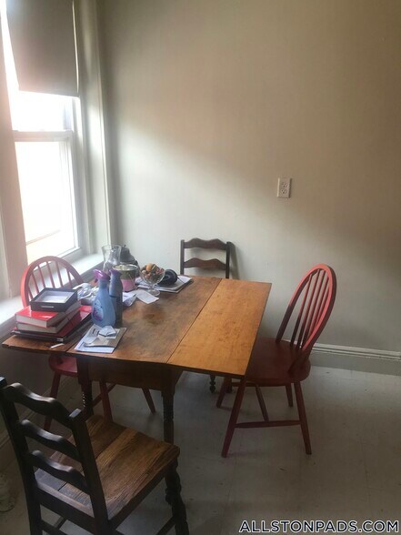 Building Photo - 25 Walbridge St