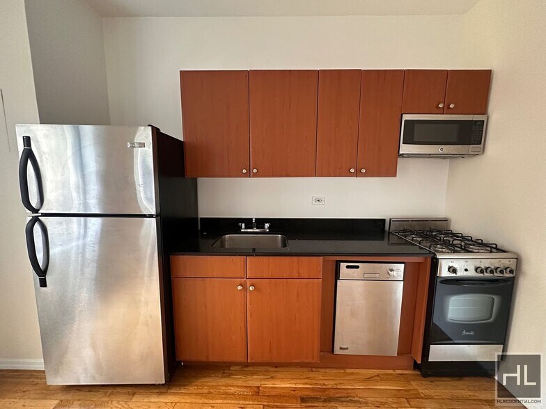 Primary Photo - West 11th Street