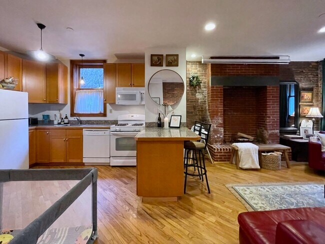 Building Photo - 448 Jersey Ave