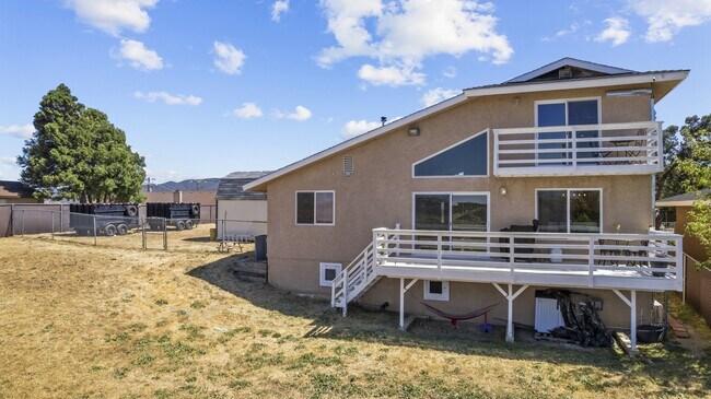 Building Photo - 14625 Flintstone Dr