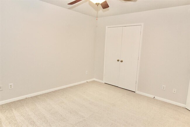 Building Photo - 2014 Kitty Hawk Dr