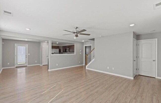 Building Photo - 8057 Driftwood Lp