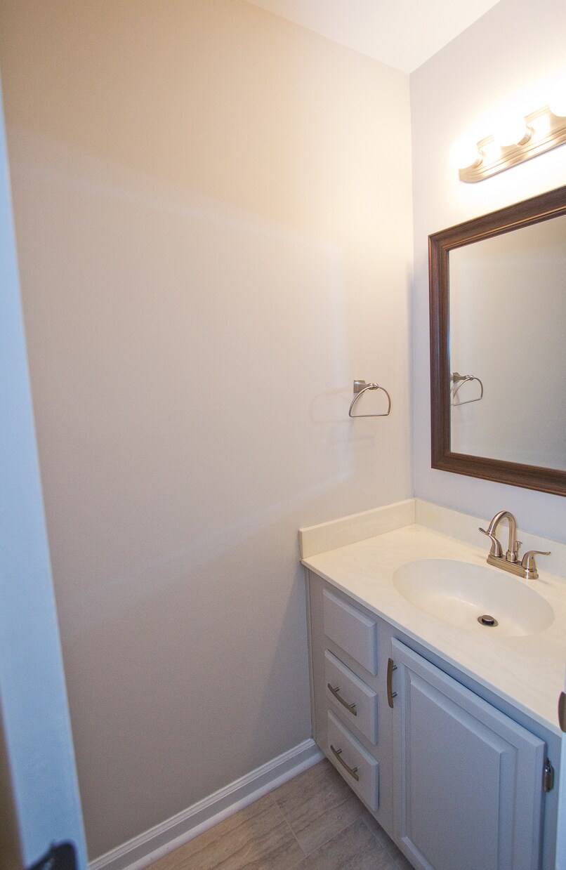 Building Photo - 6716 Tattershale Ct