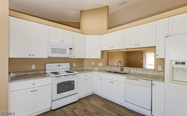 Building Photo - 140 SW 29th St