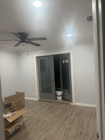 Building Photo - 1841 SW 46th Ave