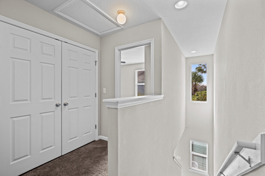 upstairs - 24 Islander Ct