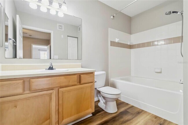 Building Photo - 1125 Villagio Cir