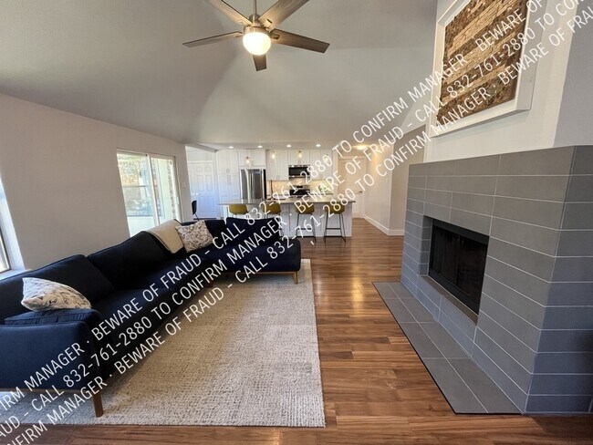 Building Photo - 645 Thompson Dr